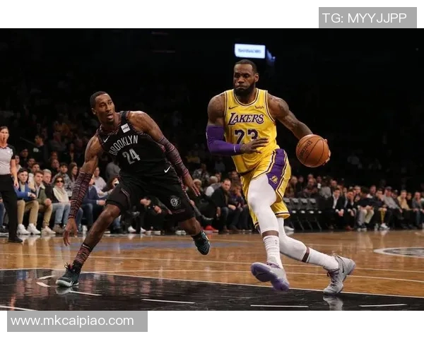 篮网与骑士激战三加时绝杀瞬间引爆全场激情对决